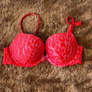 Victoria’s Secret push-up bra